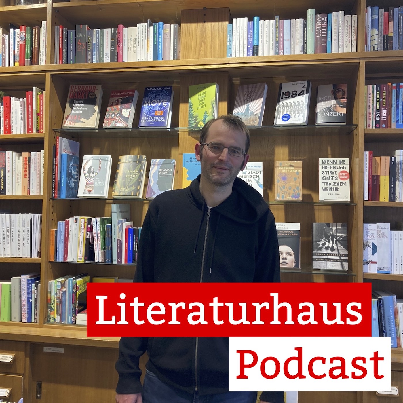 Foto von Sven Odens in seiner Buchhandlung